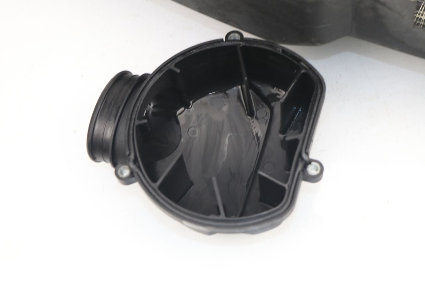 photo de ENGINE COVER YAMAHA XMAX X-MAX 125 (2006 - 2009)