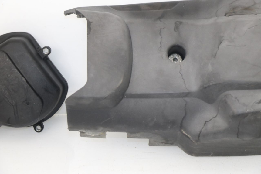 photo de ENGINE COVER YAMAHA XMAX X-MAX 125 (2006 - 2009)