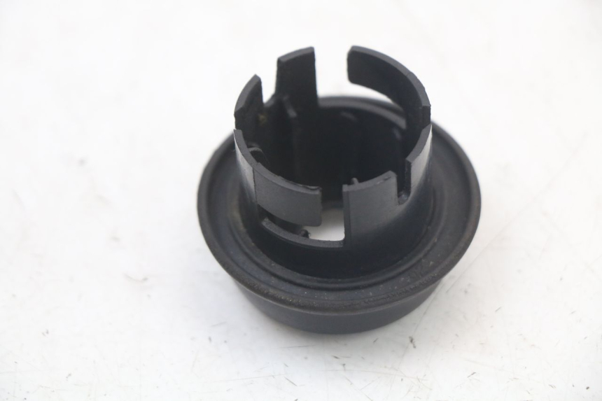 photo de IGNITION SWITCH COVER BMW C1 125 (2000 - 2003)