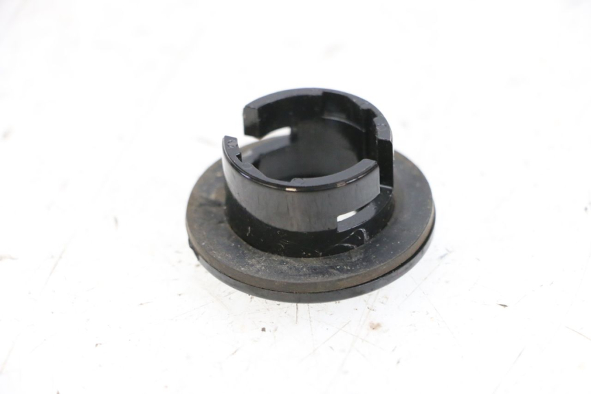 photo de IGNITION SWITCH COVER SEGWAY NINEBOT E125S 1 (2022 - 2026) - Zoom on usage condition