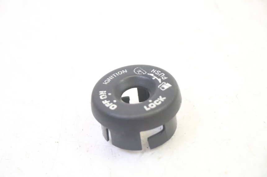 photo de IGNITION SWITCH COVER HONDA FES S-WING SWING ABS 125 (2007 - 2015)