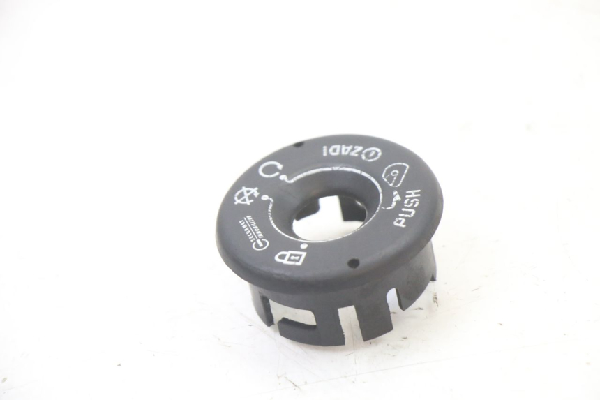 photo de IGNITION SWITCH COVER GILERA NEXUS 300 (2008 - 2013)