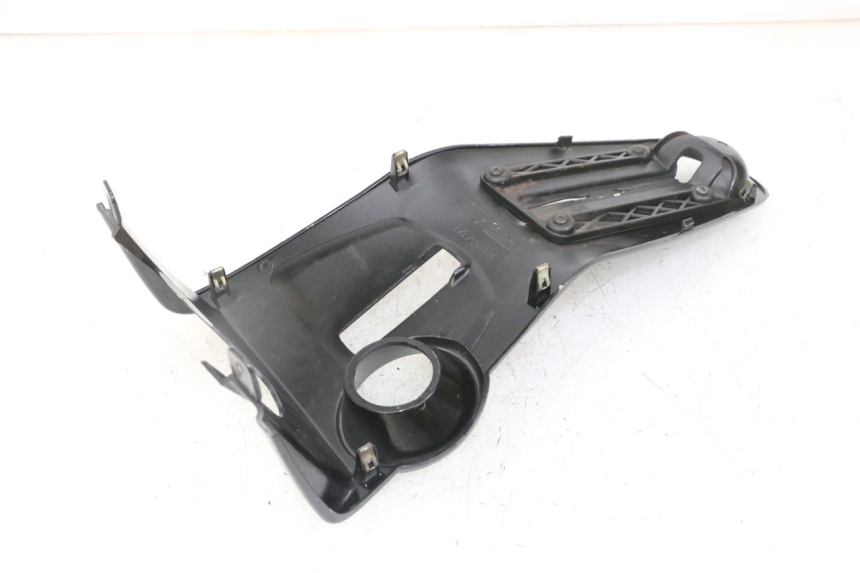 photo de IGNITION SWITCH COVER PIAGGIO IE MP3 YOURBAN 300 (2011 - 2016)