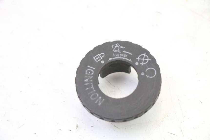 photo de IGNITION SWITCH COVER SYM JET 14 4T 50 (2018 - 2022)
