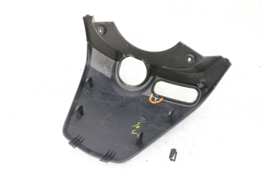 photo de IGNITION SWITCH COVER SYM JOYMAX 125 (2010 - 2017)