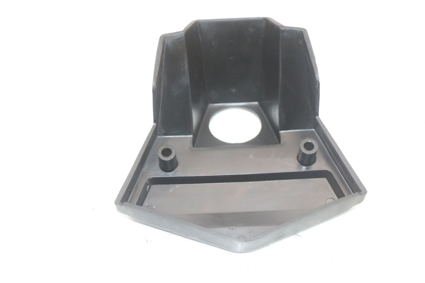 photo de IGNITION SWITCH COVER KAWASAKI GTR 1000 (1994 - 2004)