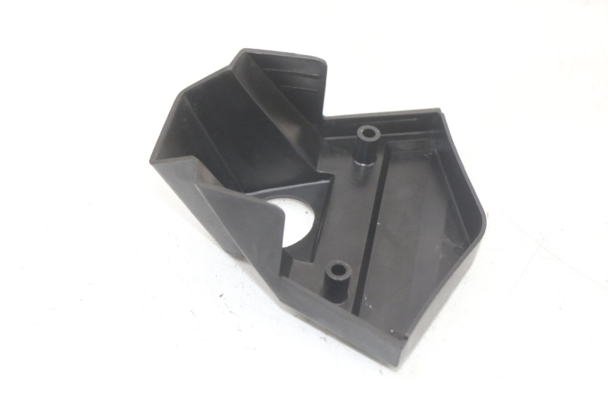photo de IGNITION SWITCH COVER KAWASAKI GTR 1000 (1994 - 2004)