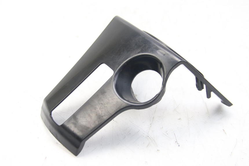 photo de IGNITION SWITCH COVER PIAGGIO BEVERLY 125 (2010 - 2015)
