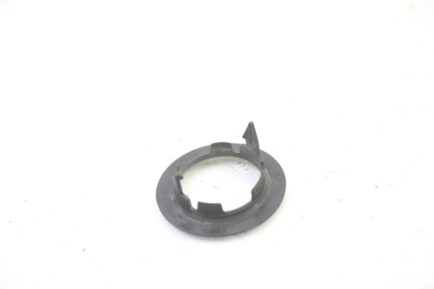 photo de IGNITION SWITCH COVER PEUGEOT SATELIS 250 (2006 - 2012)