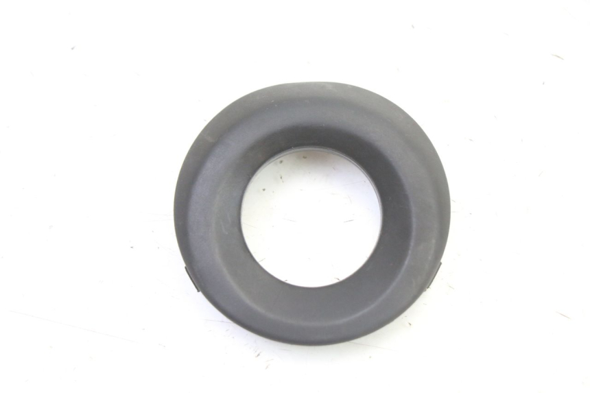 photo de IGNITION SWITCH COVER PIAGGIO SUPER LX 125 (2000 - 2003)