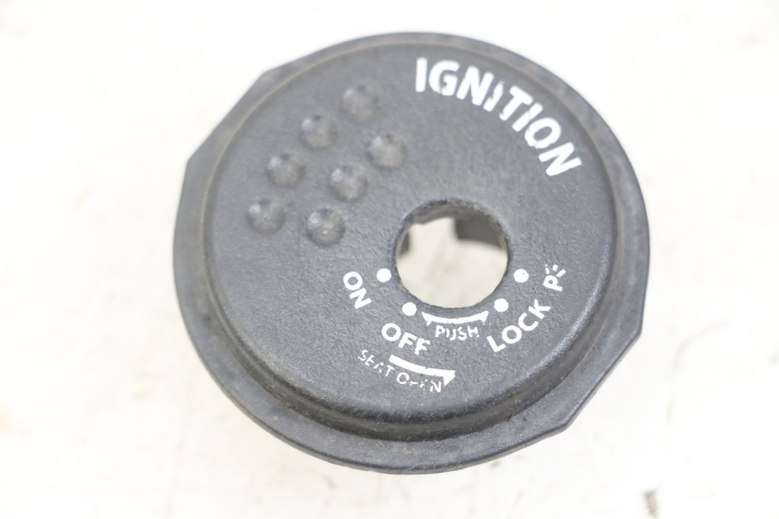 photo de IGNITION SWITCH COVER SUZUKI BURGMAN 125 (2018 - 2021)