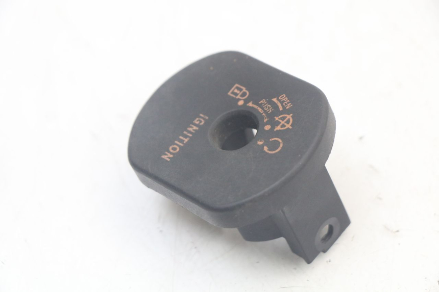 photo de IGNITION SWITCH COVER SYM CROX 4T 50 (2016 - 2023)