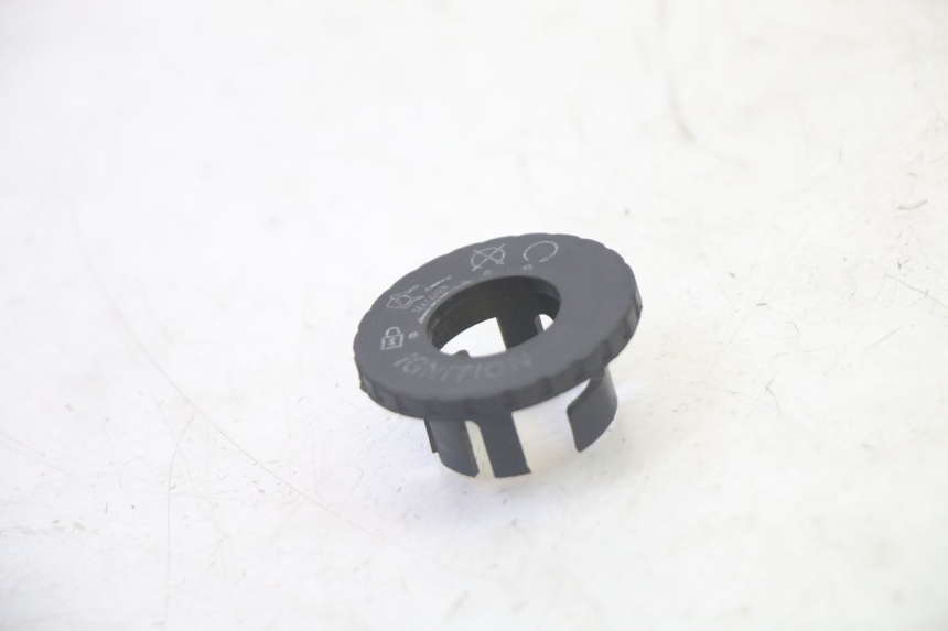 photo de IGNITION SWITCH COVER PEUGEOT TWEET PRO CARGO 50 (2018 - 2020)