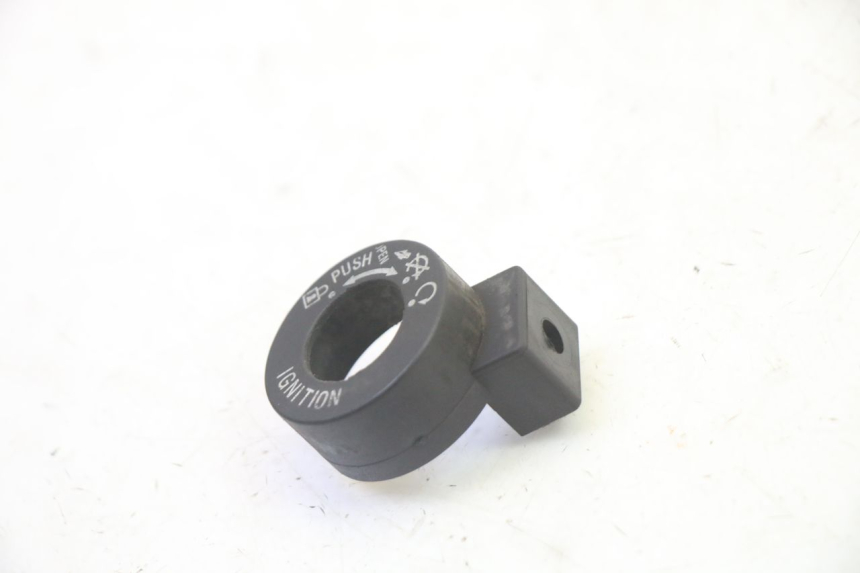 photo de IGNITION SWITCH COVER PEUGEOT VIVACITY NEW 2T 50 (2008 - 2017)