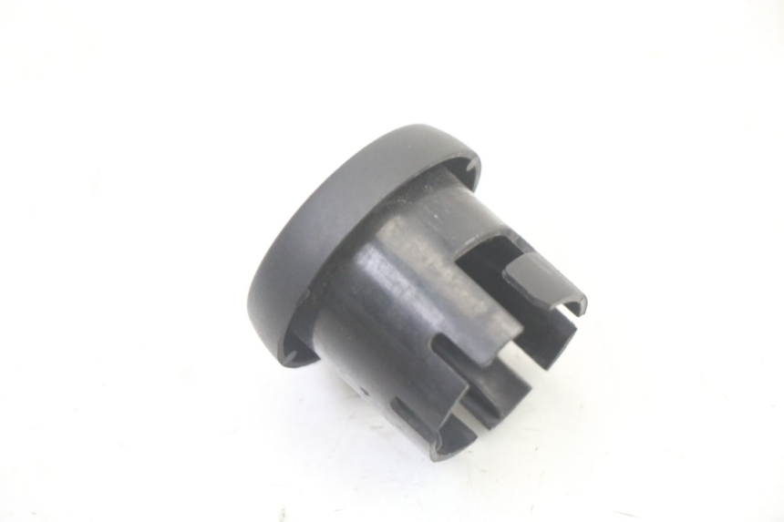 photo de IGNITION SWITCH COVER YAMAHA WHY 50 (1998 - 2000)
