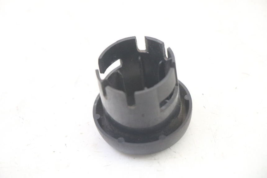 photo de IGNITION SWITCH COVER YAMAHA WHY 50 (1998 - 2000)