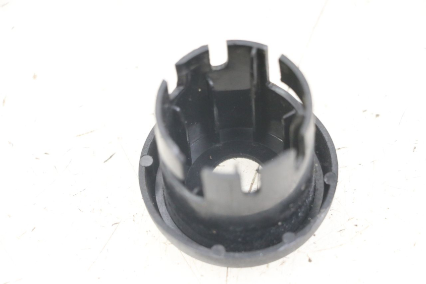 photo de IGNITION SWITCH COVER YAMAHA AEROX 2T 50 (2013 - 2017)