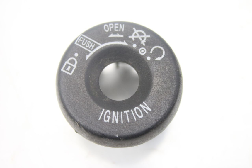 photo de IGNITION SWITCH COVER YAMAHA BW'S EASY 50 (2013 - 2016)