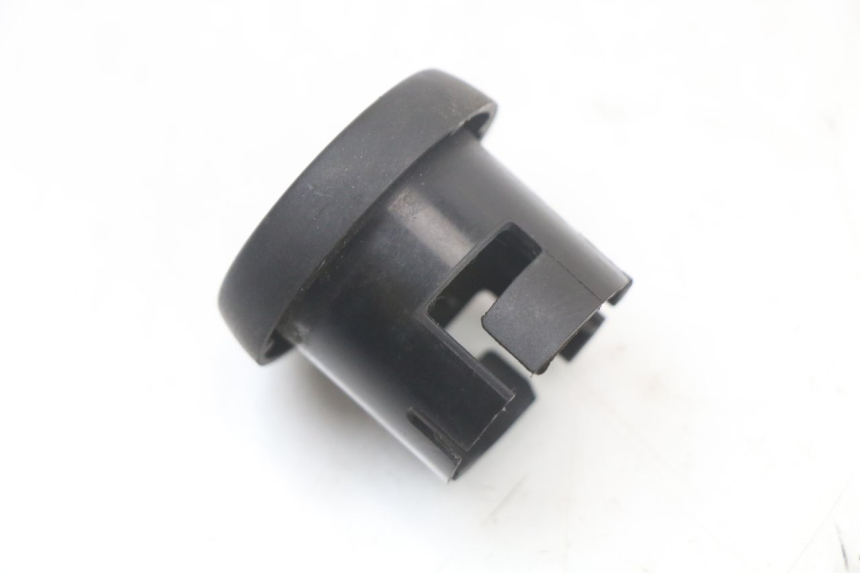 photo de IGNITION SWITCH COVER YAMAHA YP MAJESTY 125 (2002 - 2006)