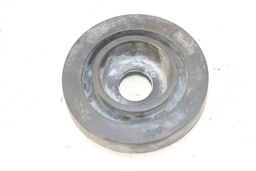 photo de HEADLIGHT DUST COVER KYMCO GRAND DINK 125 (2002 - 2007)