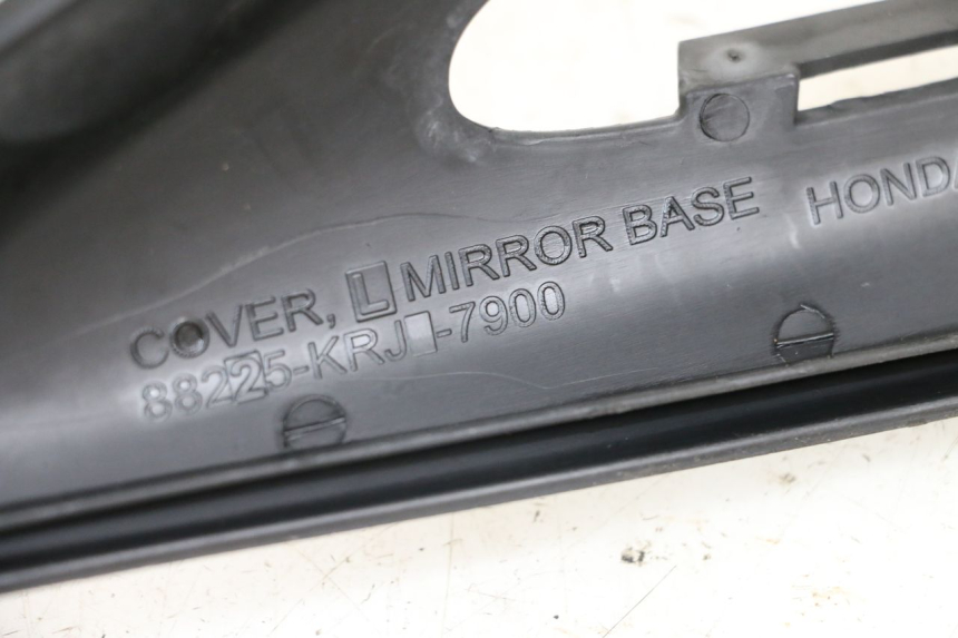 photo de MIRROR COVER HONDA FES S-WING SWING ABS 125 (2007 - 2015)