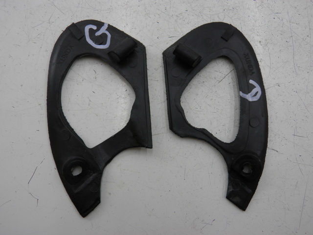 photo de MIRROR COVER YIYING YY 125 T-10 125 (2006 - 2012)