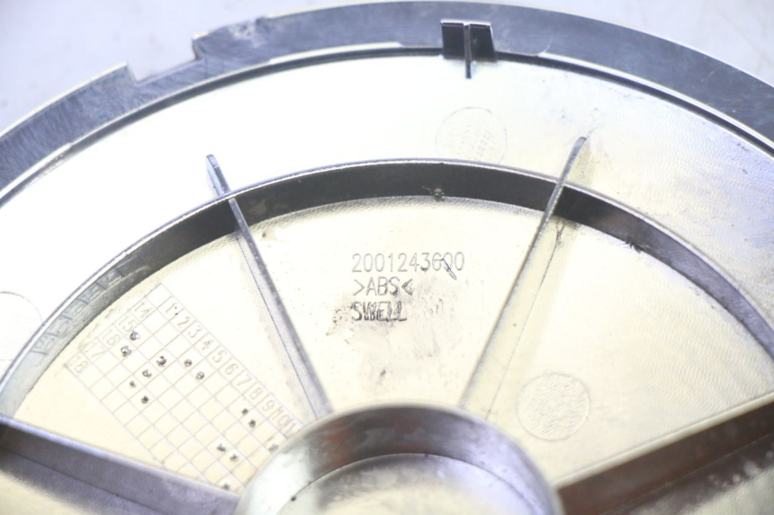 photo de WHEEL COVER PEUGEOT DJANGO 4T 50 (2014 - 2019) - Alternative perspective