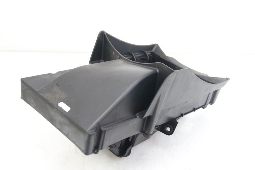 photo de UNDERSEAT COVER APRILIA ATLANTIC 500 (2002 - 2003)