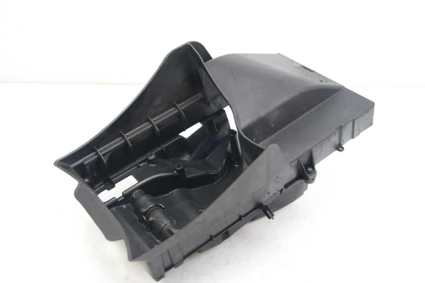 photo de UNDERSEAT COVER APRILIA ATLANTIC 500 (2002 - 2003)