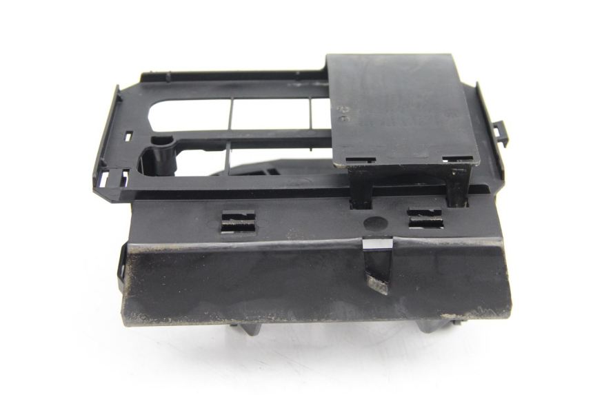 photo de UNDERSEAT PANEL BMW R GS 1200 (2005 - 2007)