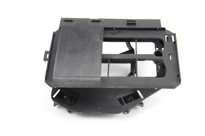 photo de UNDERSEAT PANEL BMW R GS 1200 (2005 - 2007)