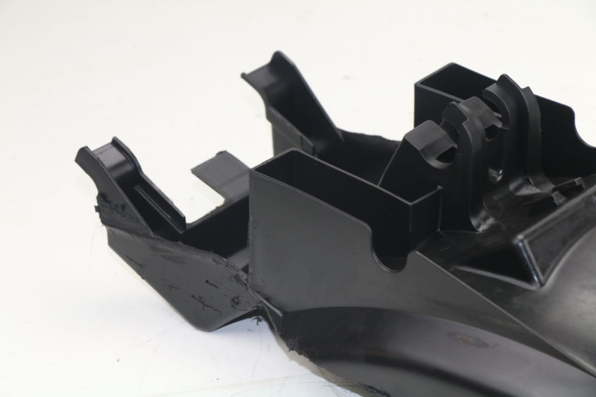 photo de UNDERSEAT PANEL HONDA CBF N 600 (2004 - 2007)
