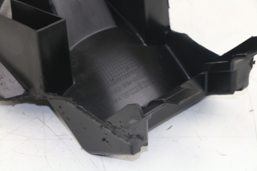 photo de UNDERSEAT PANEL HONDA CBF N 600 (2004 - 2007)
