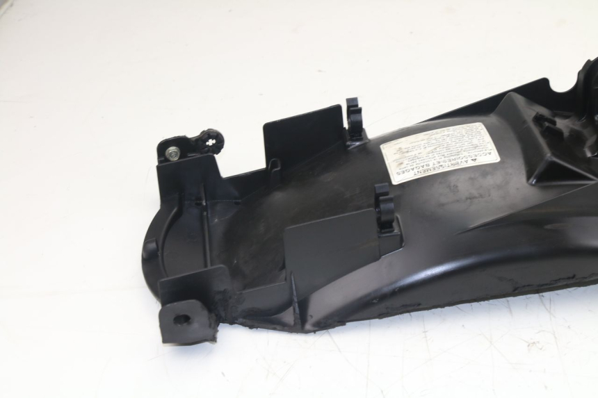 photo de UNDERSEAT PANEL HONDA CBF N 600 (2004 - 2007)