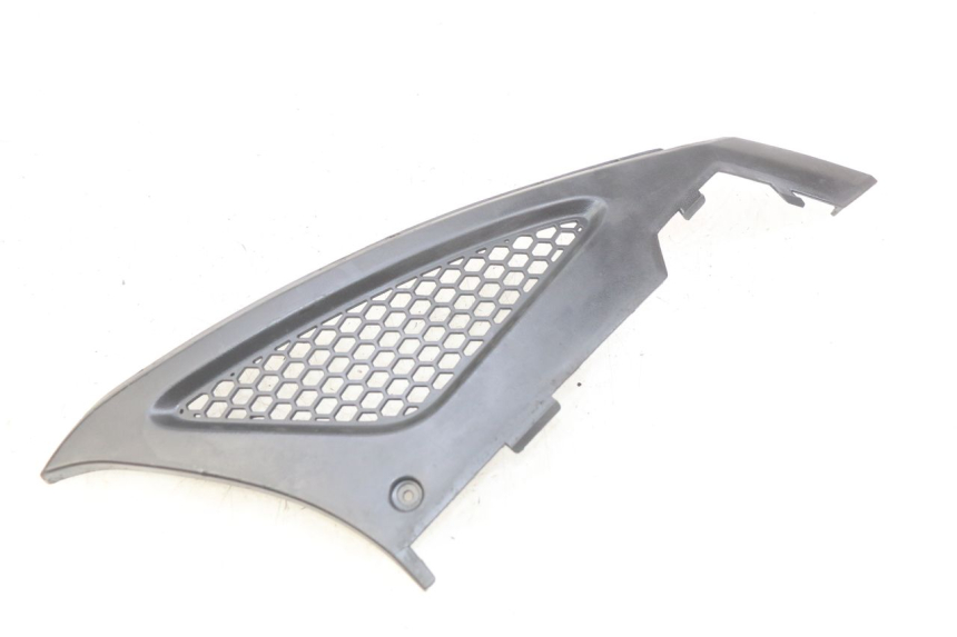 photo de RIGHT SIDE UNDER SEAT COVER KYMCO AGILITY RS 4T 50 (2009 - 2013)