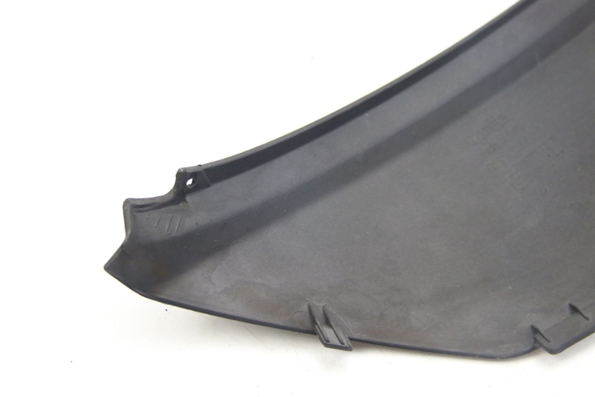 photo de RIGHT SIDE UNDER SEAT COVER APRILIA ATLANTIC 500 (2002 - 2003)