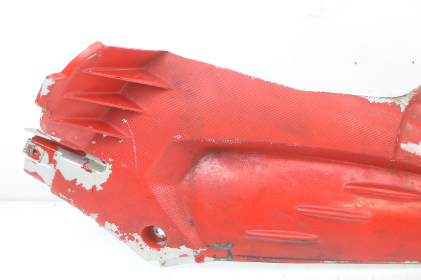 photo de RIGHT UNDERSEAT PANEL APRILIA SR CARB LC 2T 50 (2004 - 2012)