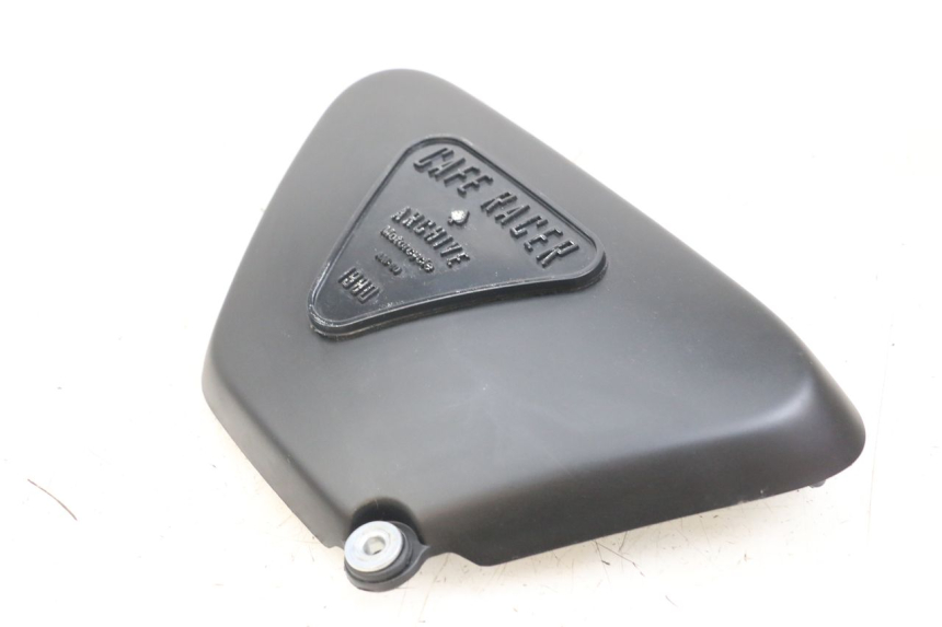 photo de RIGHT UNDERSEAT PANEL ARCHIVE CAFE RACER 4T 50 (2019 - 2024)