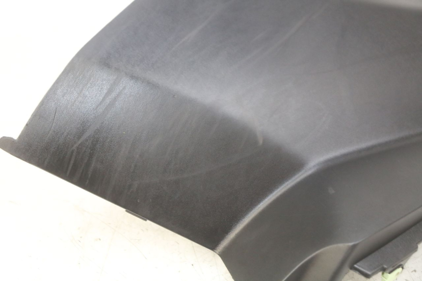 photo de RIGHT SIDE SEAT COVER PEUGEOT CITYSTAR AIR 125 (2014 - 2017)