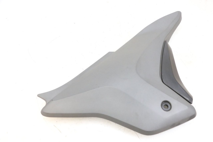 photo de RIGHT UNDERSEAT PANEL KSR CODE 125 (2018 - 2020) - Component detail