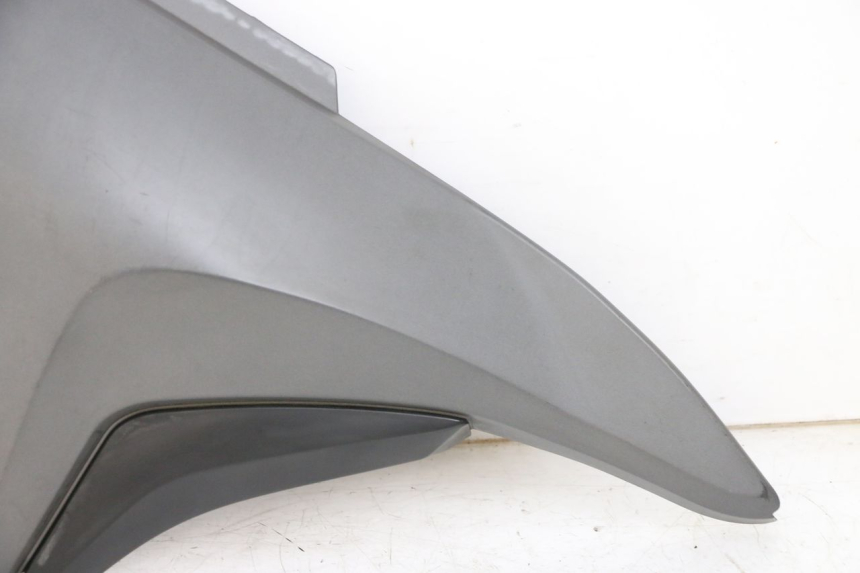 photo de RIGHT UNDERSEAT PANEL KSR CODE 125 (2018 - 2020) - Alternative perspective