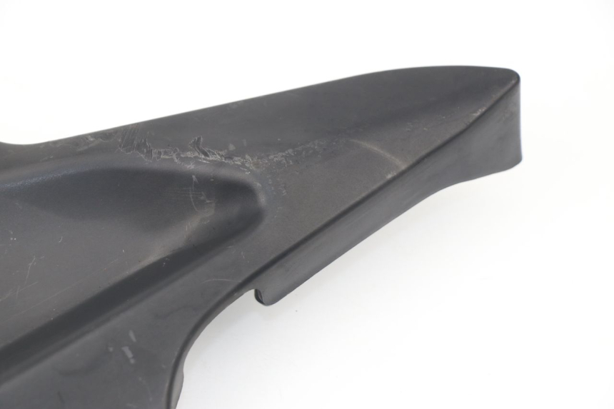 photo de RIGHT UNDERSEAT PANEL DAELIM VJ ROADWIN 125 (2004 - 2007)