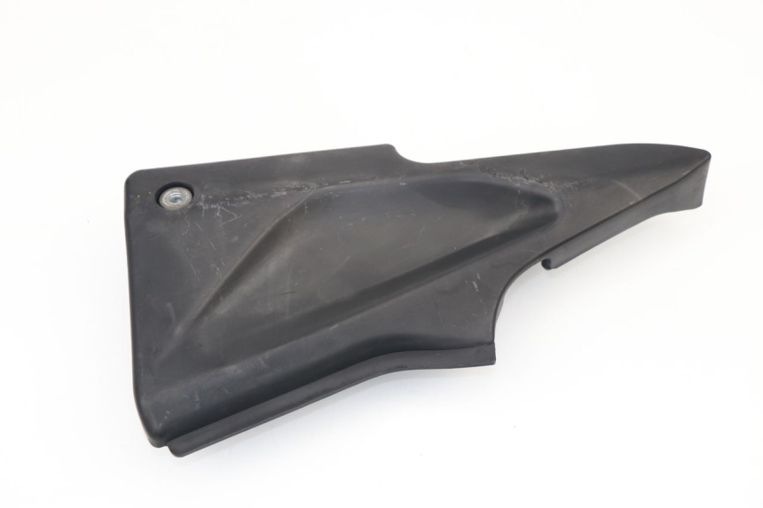 photo de RIGHT UNDERSEAT PANEL DAELIM VJ ROADWIN 125 (2004 - 2007)