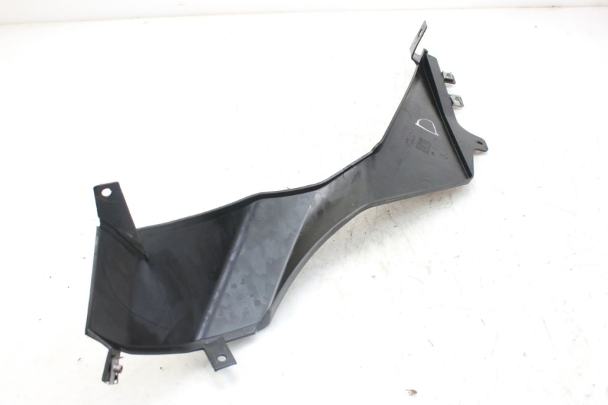 photo de RIGHT SIDE UNDER SEAT COVER DERBI GPR 50 (2004 - 2009)