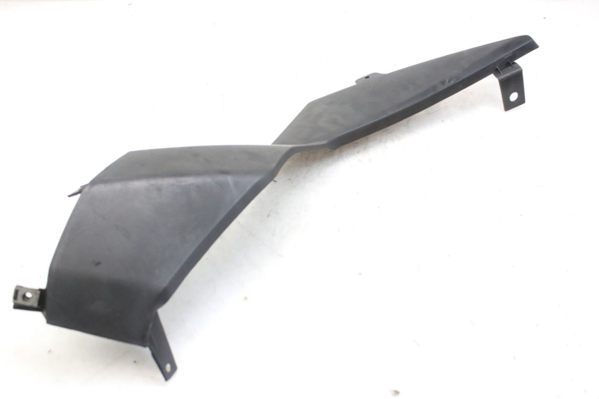 photo de RIGHT SIDE UNDER SEAT COVER DERBI GPR 50 (2004 - 2009)