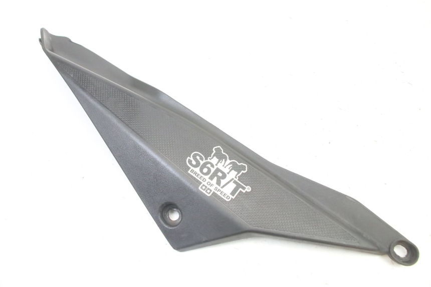 photo de RIGHT UNDERSEAT PANEL DERBI SENDA SM DRD X-TREME 50 (2011 - 2017)
