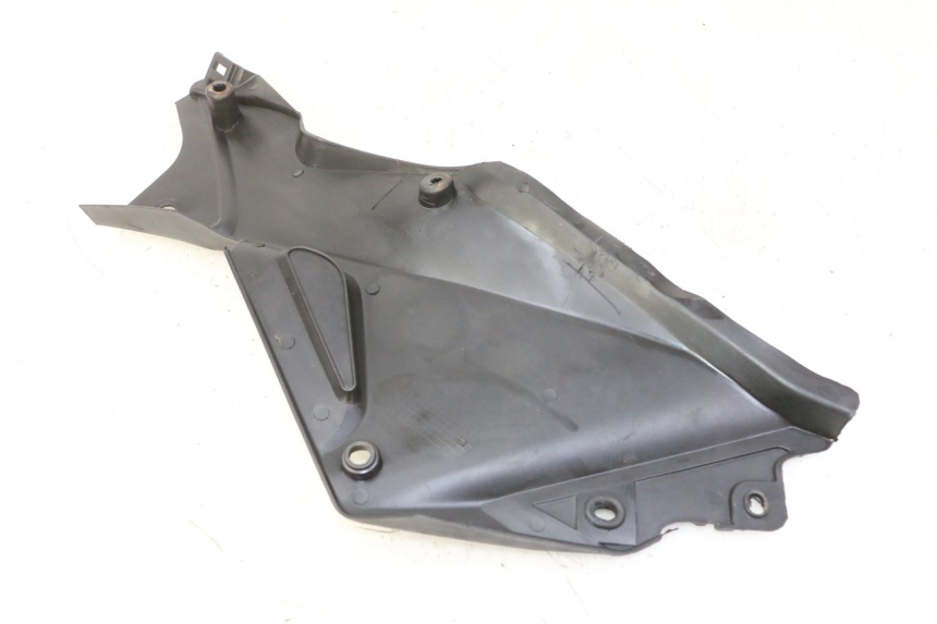 photo de RIGHT UNDERSEAT PANEL STAHO FH 50 (2018 - 2019)