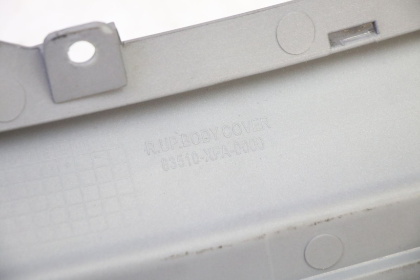 photo de RIGHT SIDE UNDER SEAT COVER SYM FIDDLE 3 III 125 (2014 - 2020) - Surface and material condition