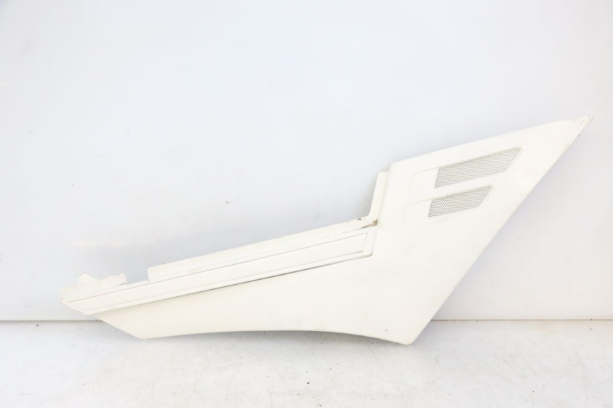 photo de RIGHT UNDERSEAT PANEL YAMAHA FJ 36Y 1100 (1984 - 1985)