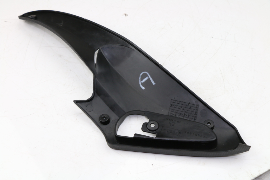 photo de RIGHT SIDE SEAT COVER GILERA RUNNER SP 50 (2009 - 2017)